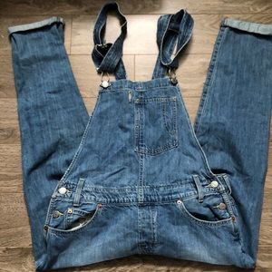Levi’s overalls